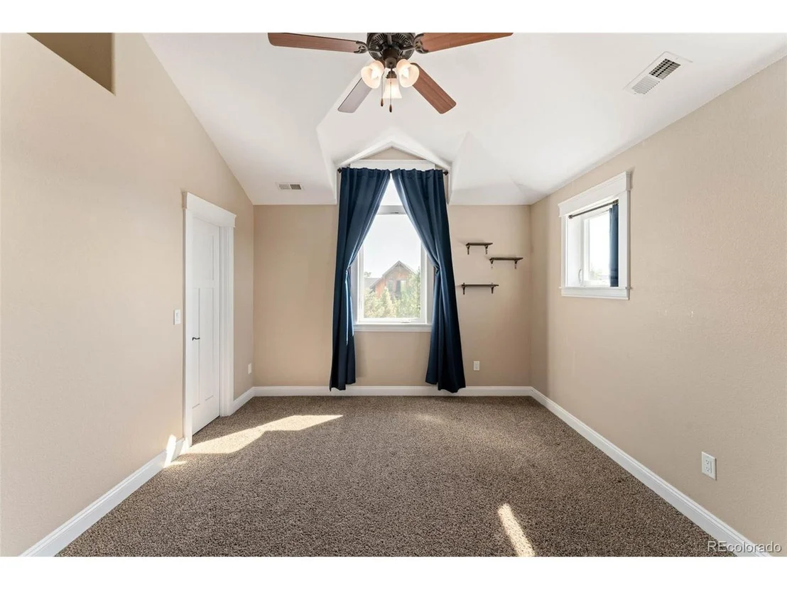 Photo of 12648 Waterside Ln