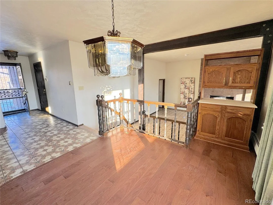 Photo of 6861 Oberon Rd