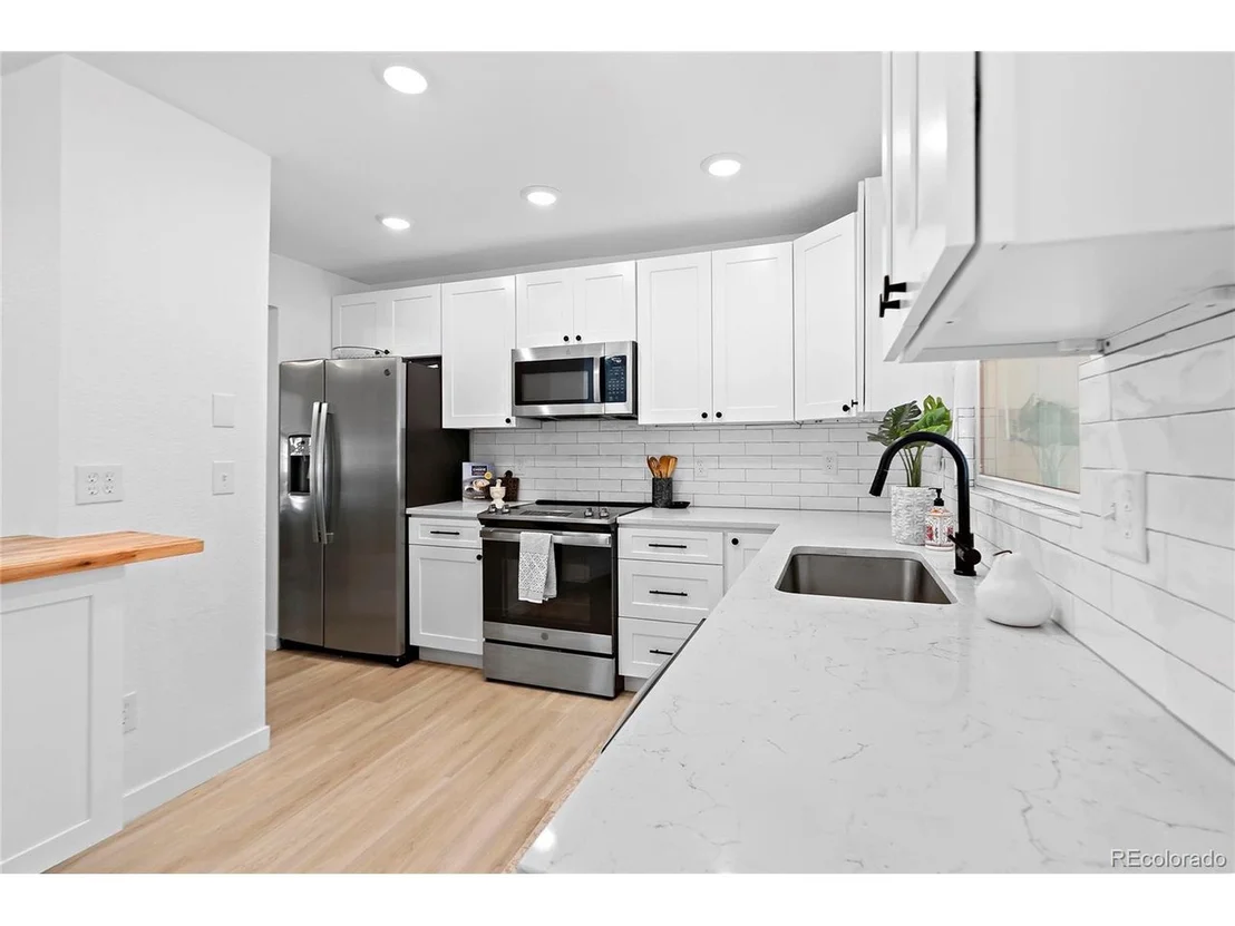 Photo of 103 Sandler Dr