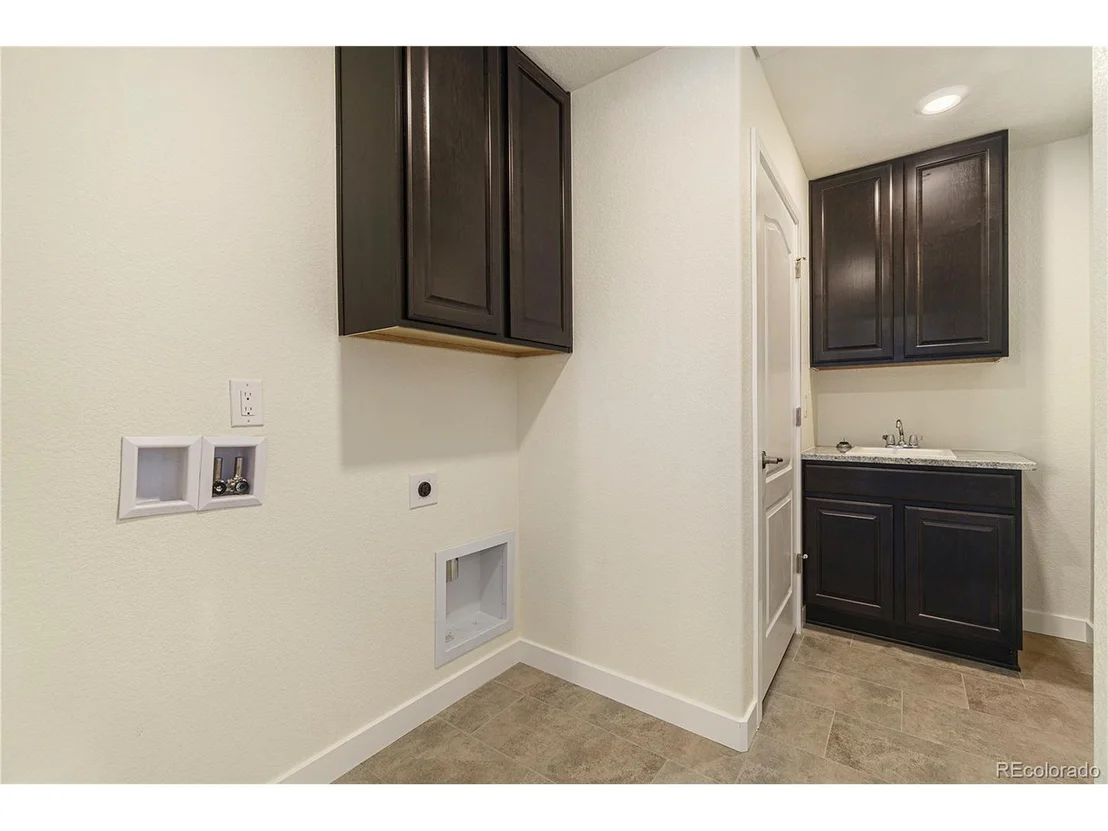 Photo of 2419 Tyrrhenian Cir