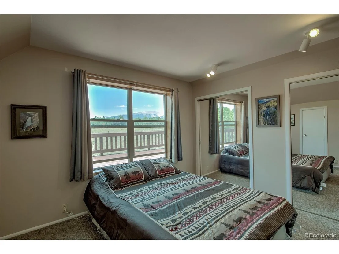 Photo of 653 Vine Rd