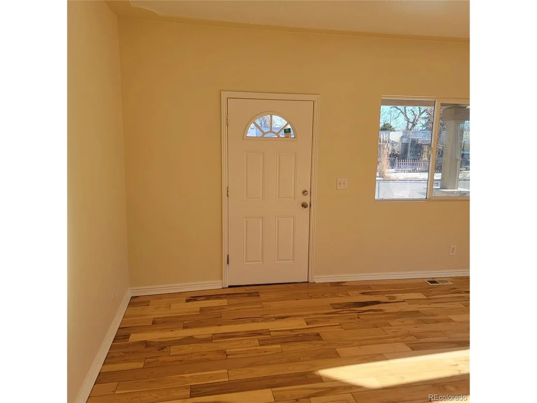 Photo of 4783 High St