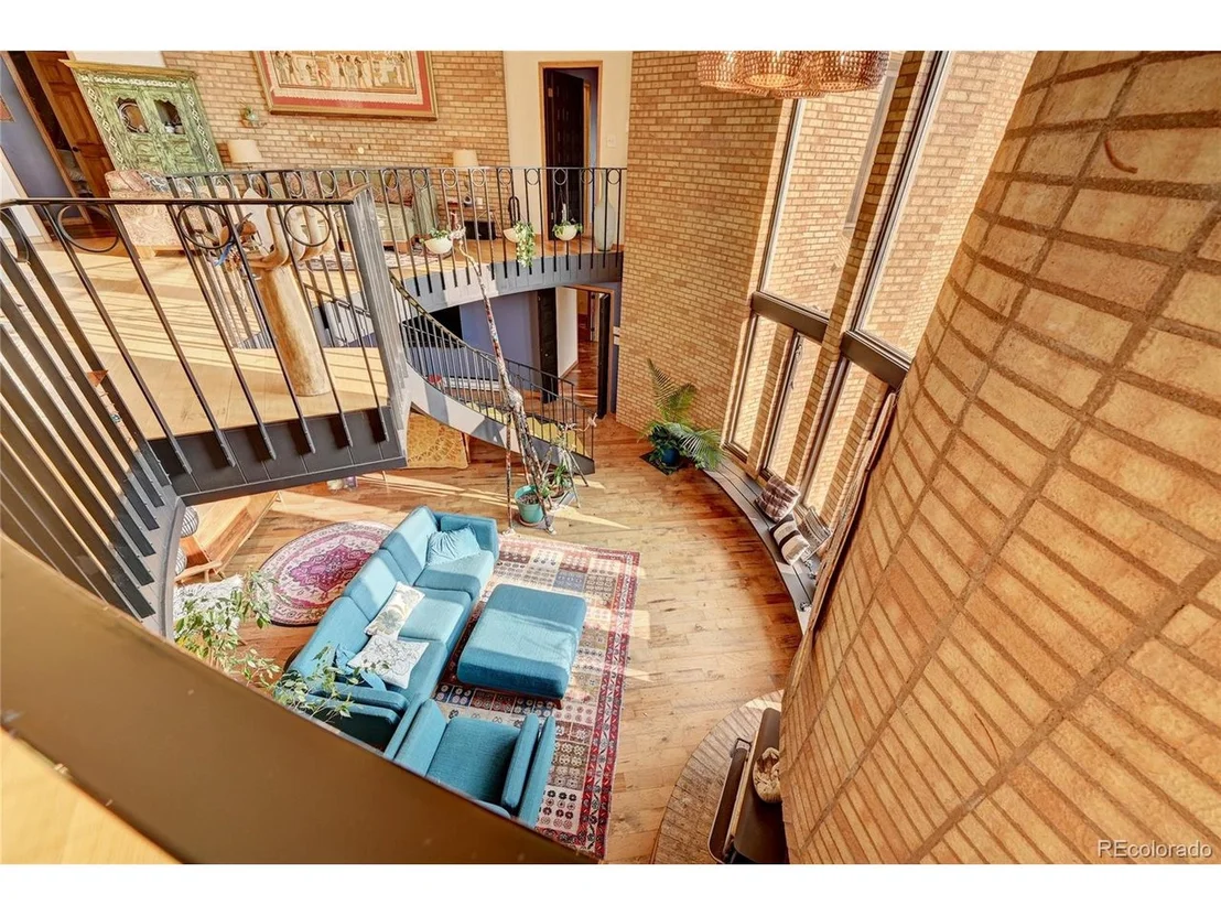 Photo of 218 Anemone Dr