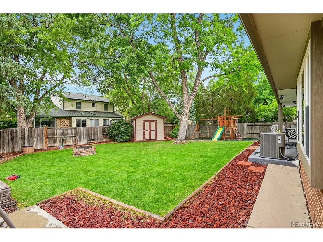Photo of 12844 Columbine Cir