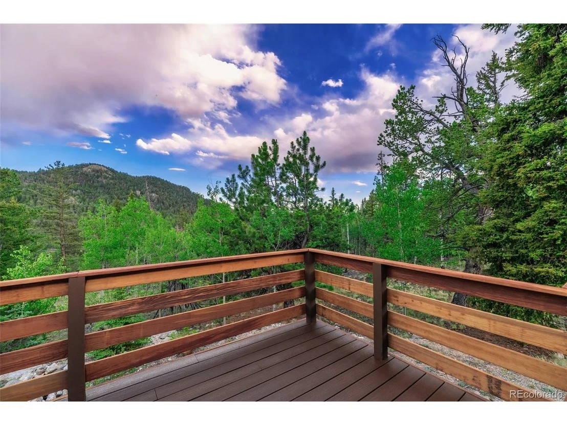 Photo of 274 Folsom Dr