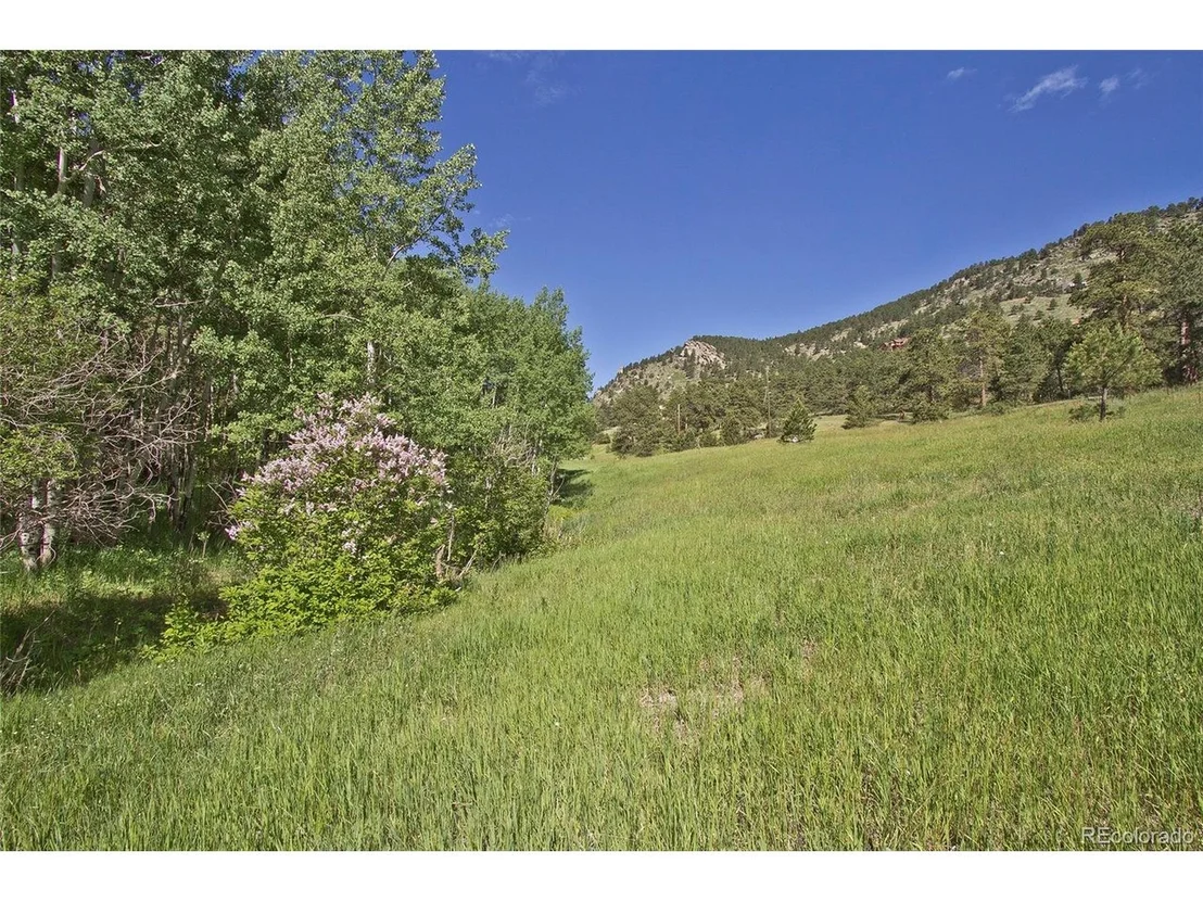 Photo of 32990 Stagecoach Blvd