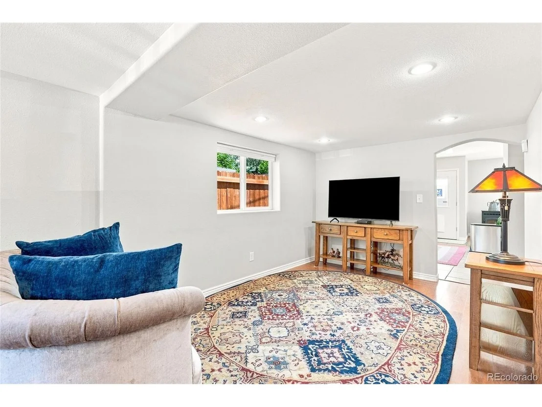 Photo of 317 3rd Ave