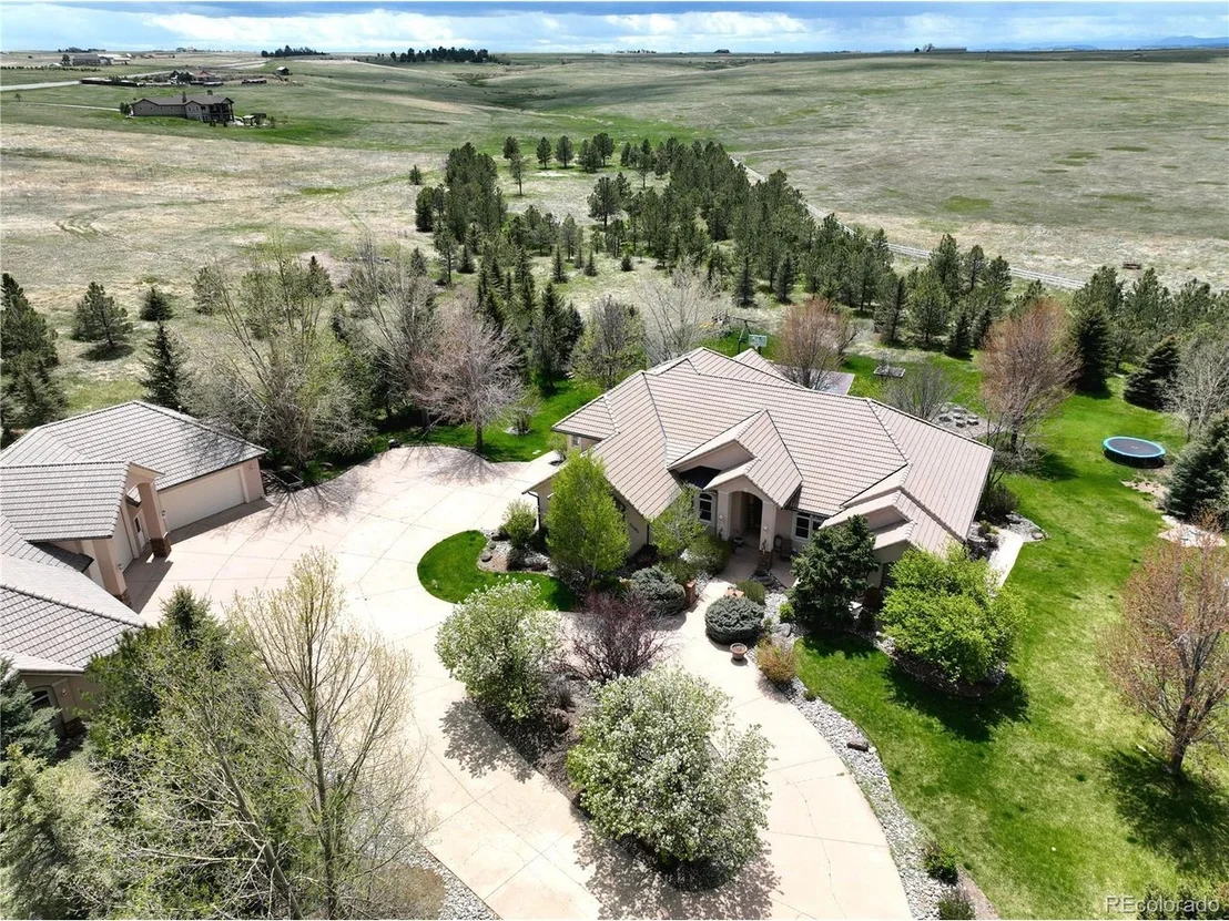 Photo of 10010 Steeplechase Dr