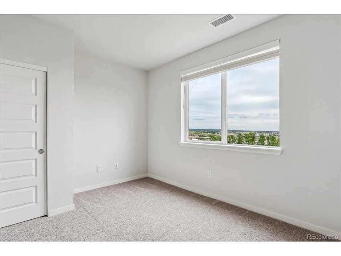 Photo of Unit 1304 at 487 Interlocken Blvd