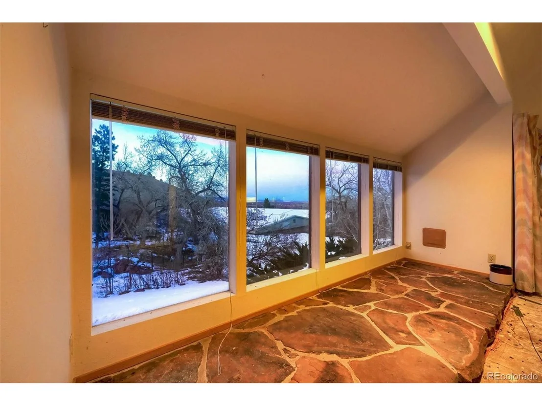 Photo of 348 Hollyberry Ln