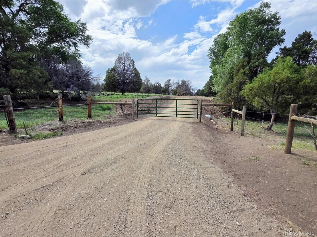 Photo of 185 County Road 6