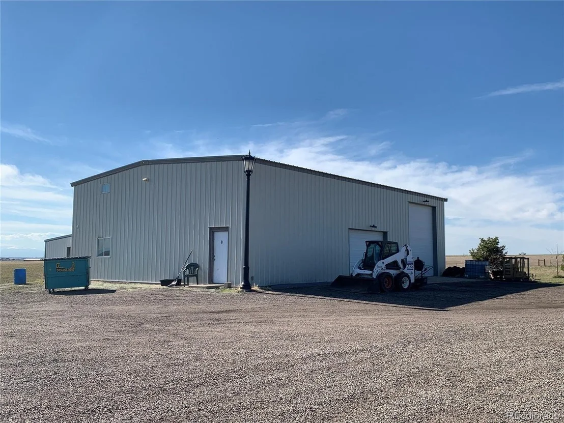 Photo of 14201 Cavanaugh Rd