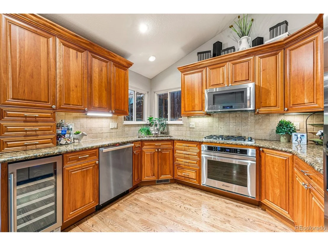 Photo of 7340 Rattlesnake Dr