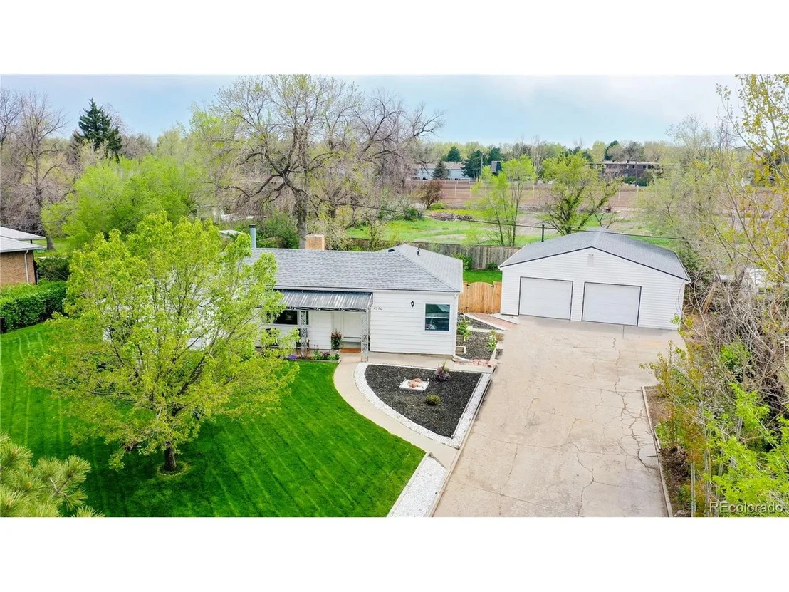 Photo of 7370 Broadview Dr