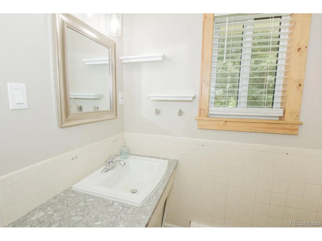 Photo of 1908 Taft Dr