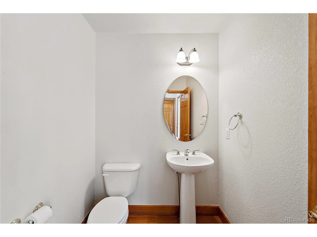 Photo of 10722 Conifer Mountain Rd