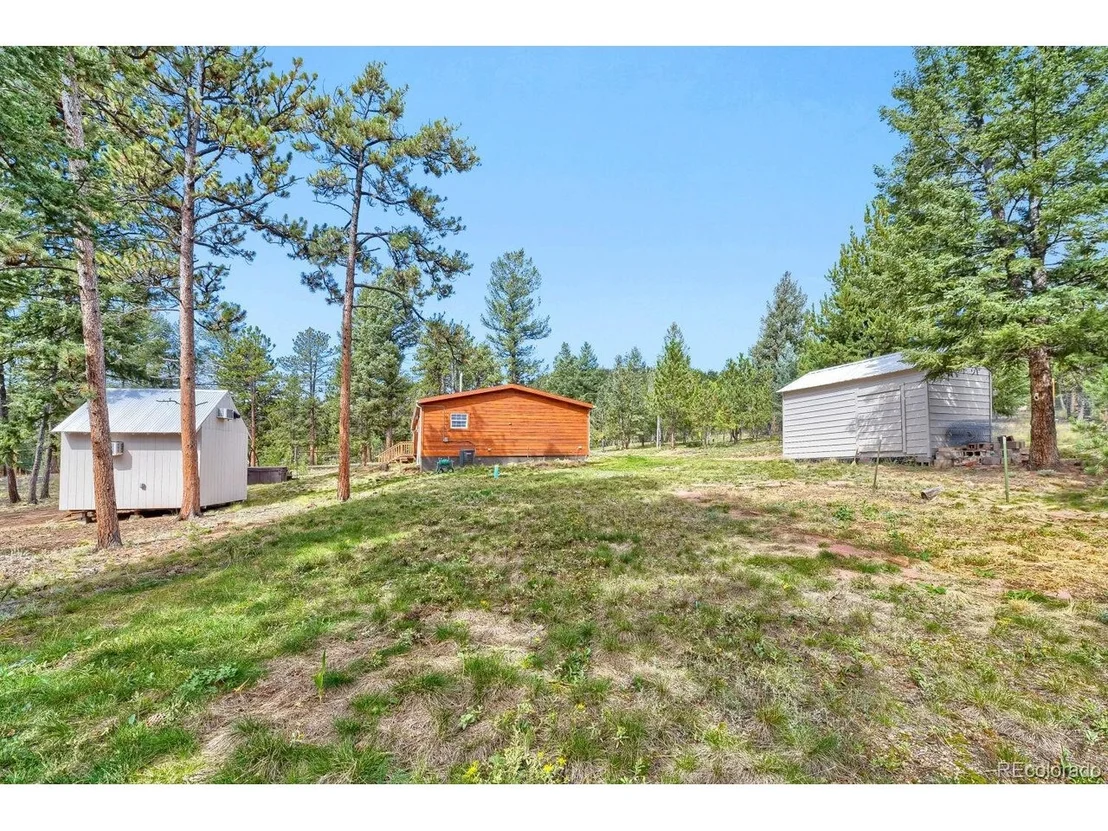 Photo of 580 Forest Dr