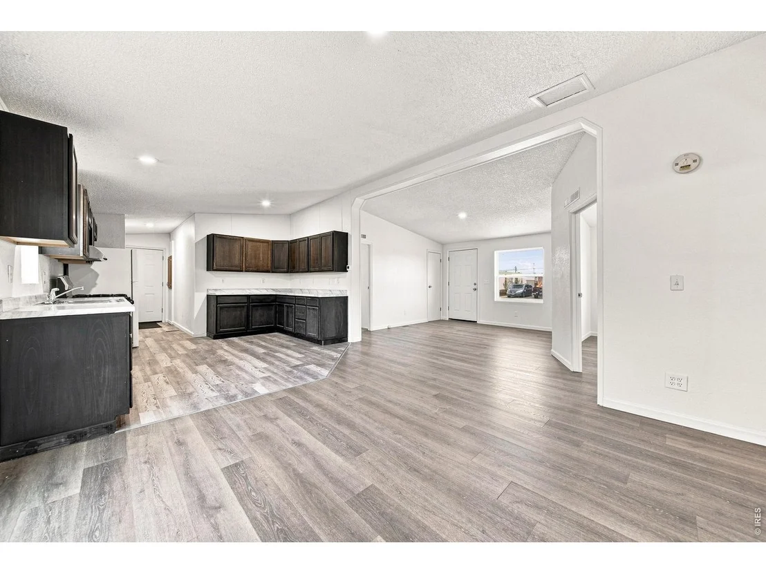 Photo of 332 Circle Dr