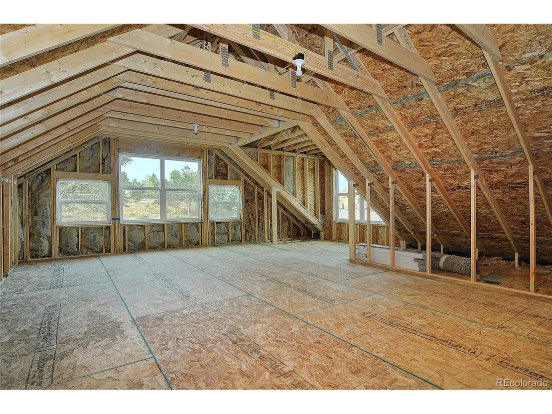 Photo of 730 W 3rd St