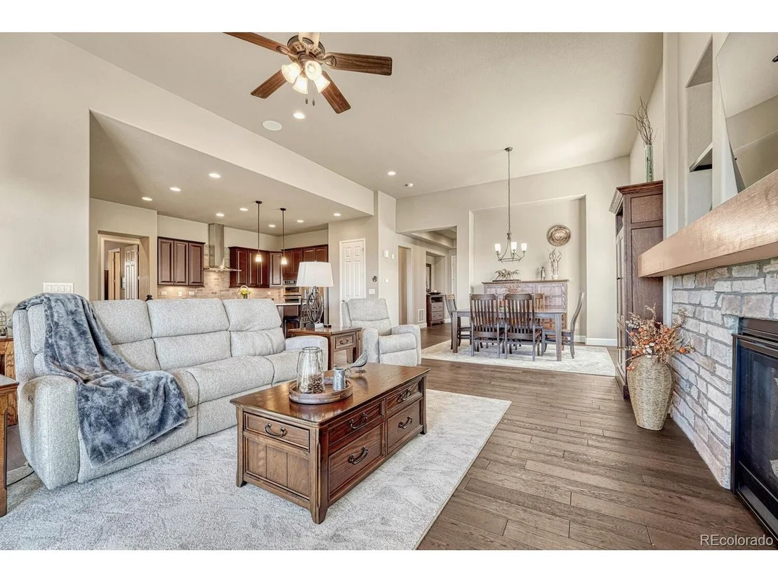 Photo of 416 Galaxy Dr