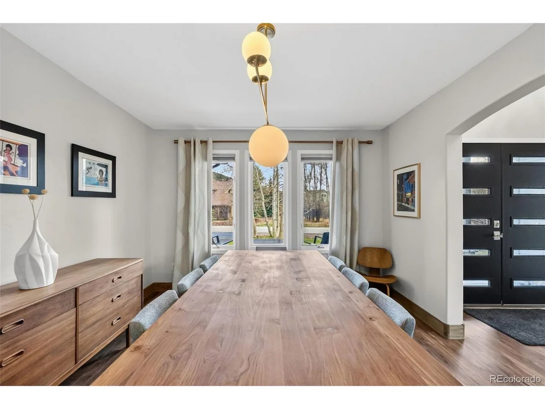 Photo of 1532 Legend Lake Cir