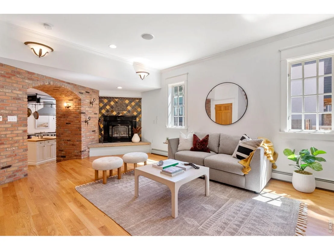 Photo of 435 Arapahoe Ave