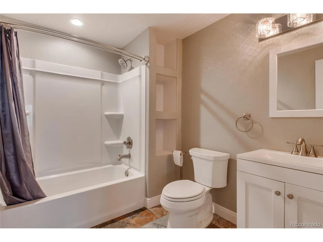 Photo of 5438 Fox Run Blvd