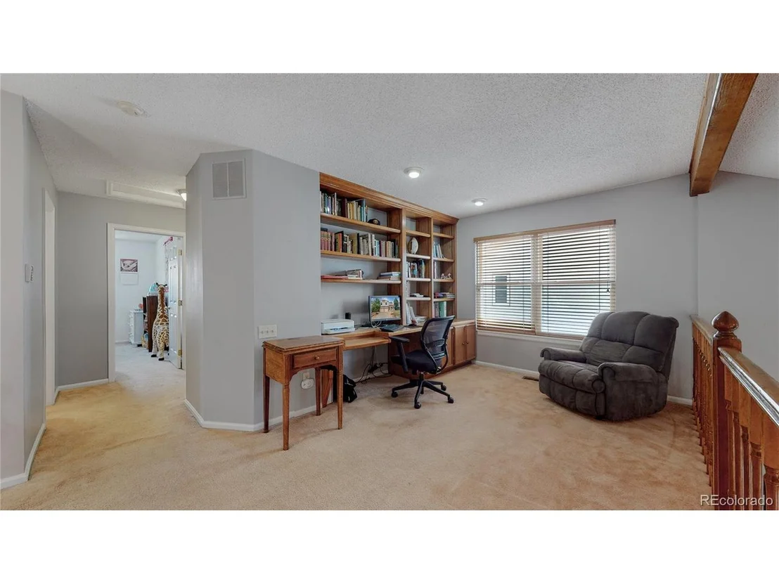 Photo of 10067 Hooker Way