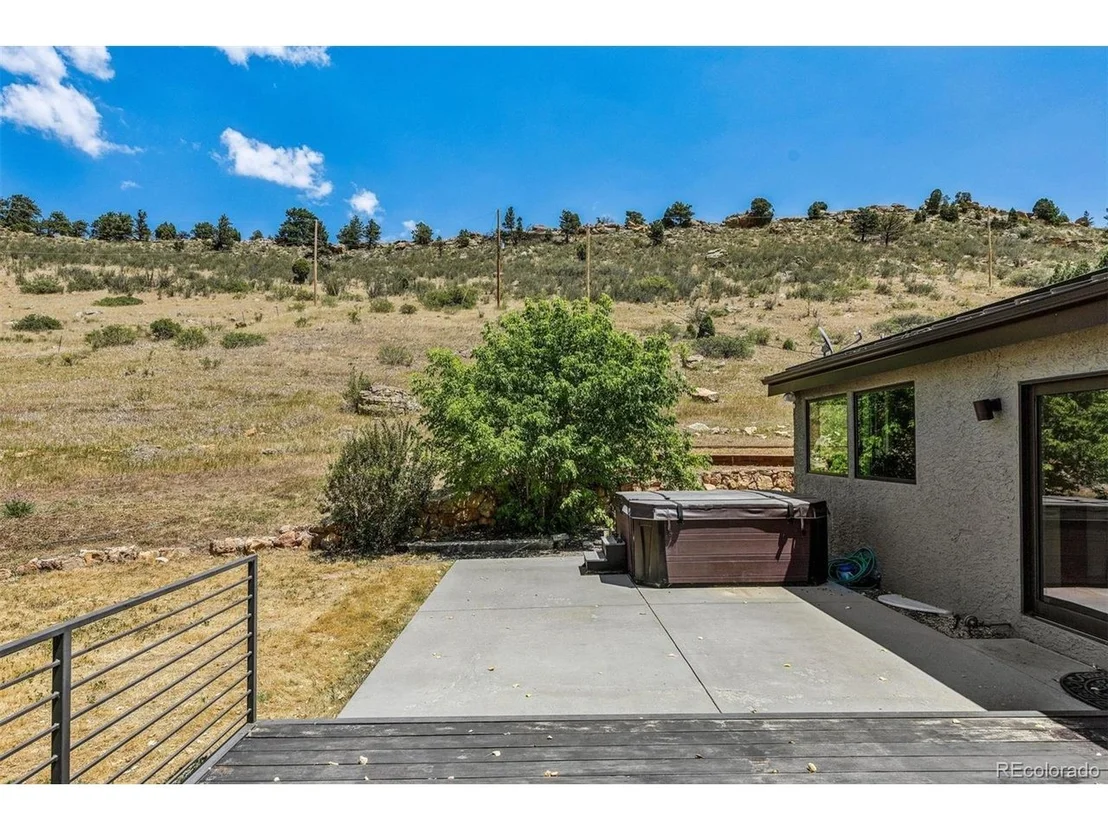 Photo of 5370 Pine Ridge Rd