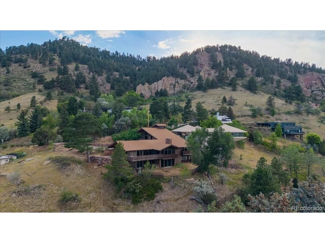 Photo of 740 Flagstaff Rd