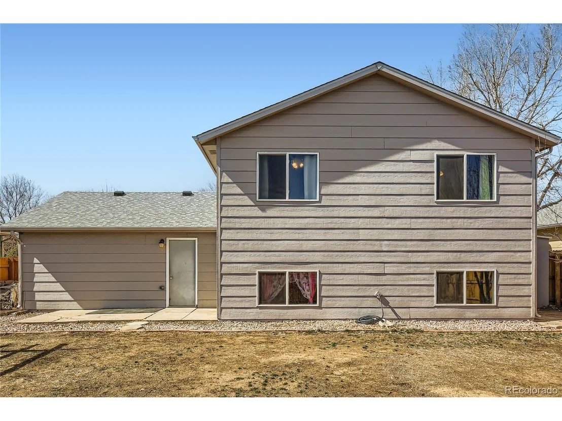 Photo of 2232 Ash Ave
