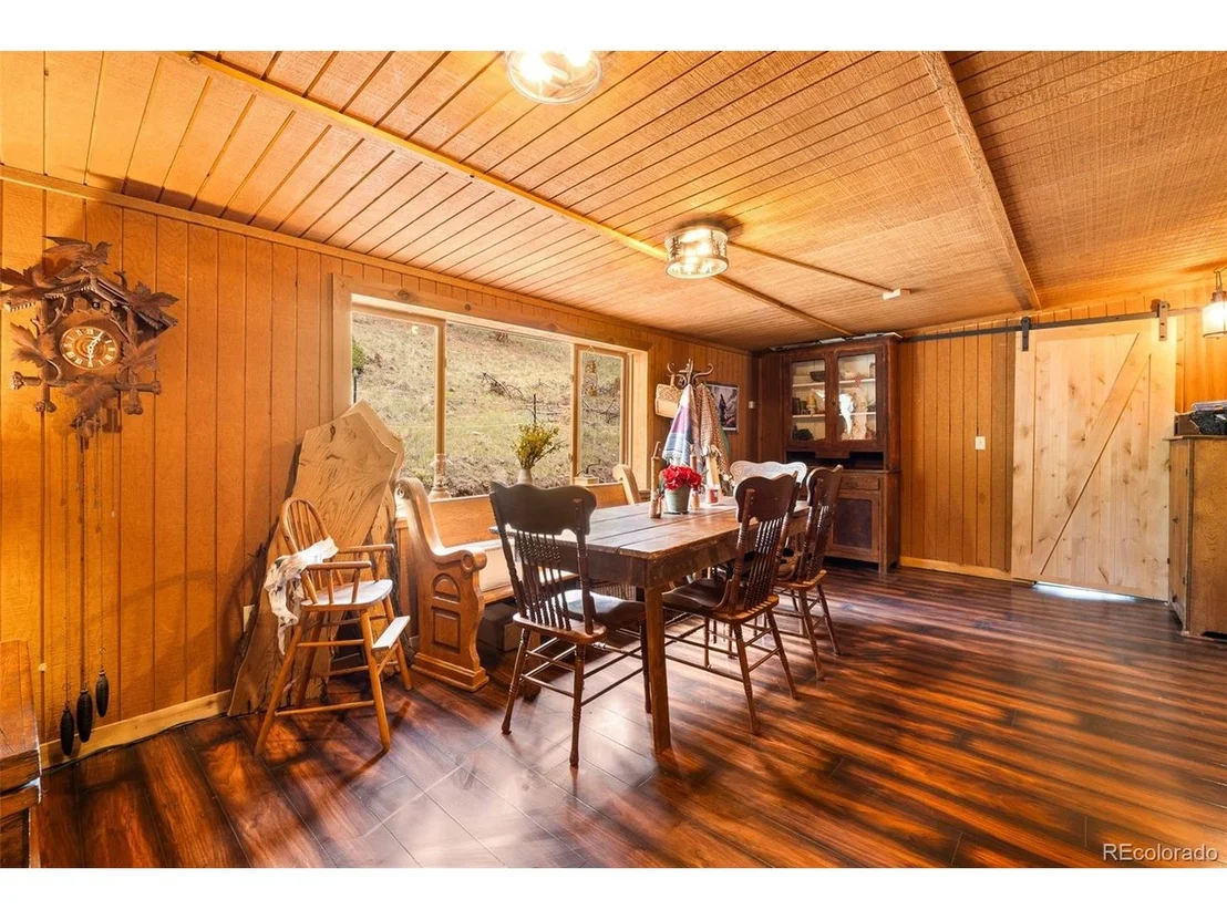 Photo of 242 Poplar Ln