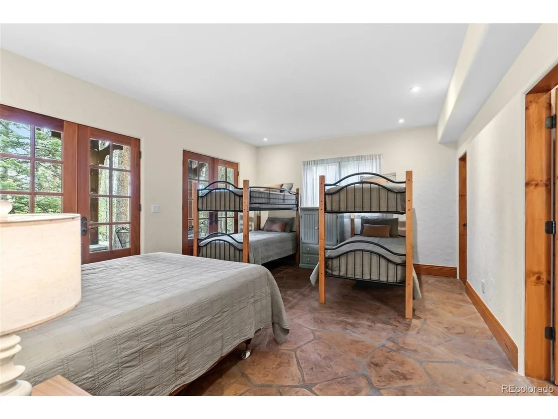 Photo of 54 Boulder Cir