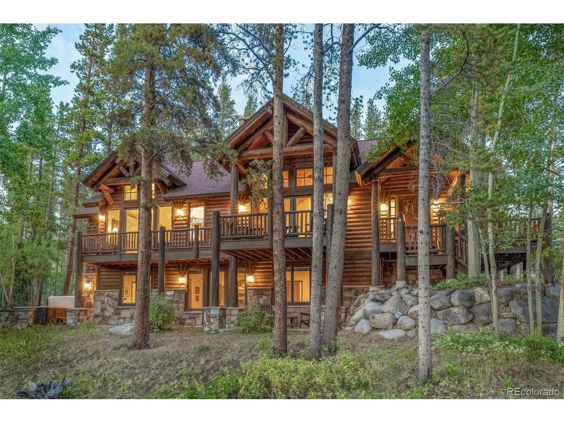 Photo of 175 Highlands Dr