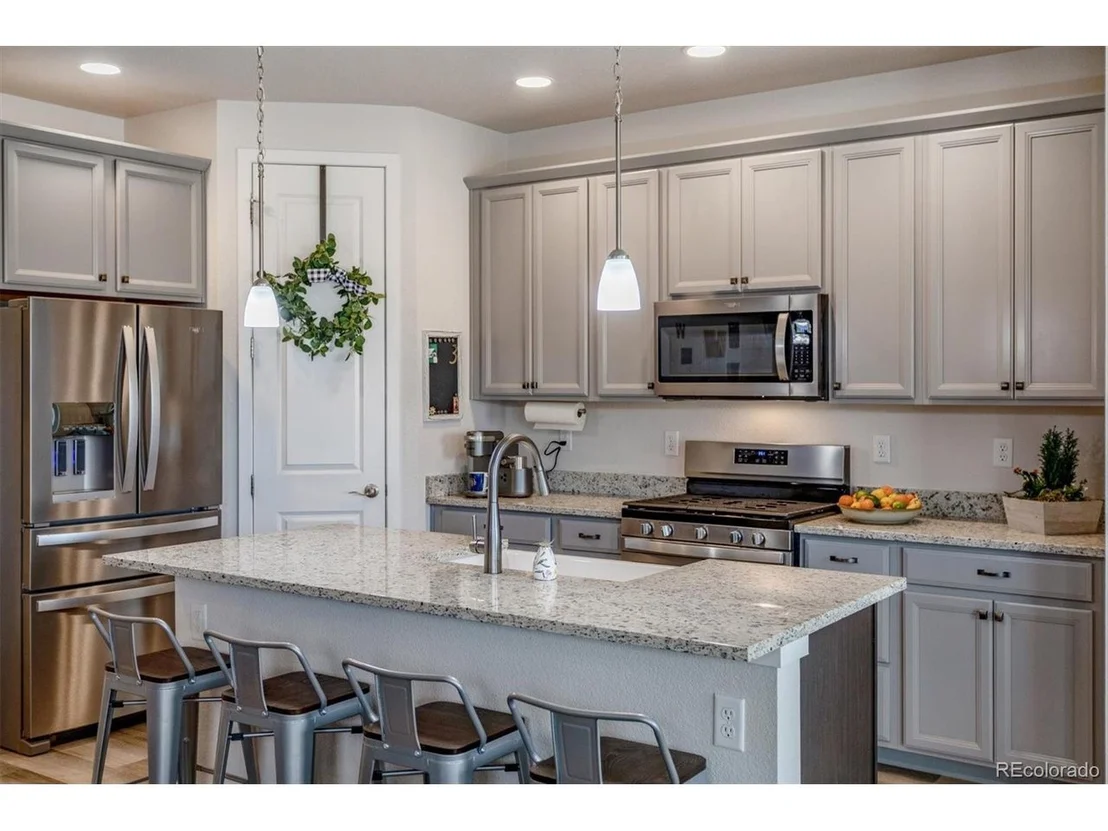 Photo of 2066 Peralta Loop