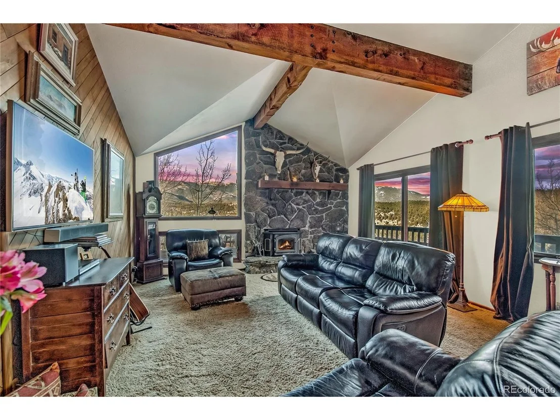 Photo of 637 Rock Rd
