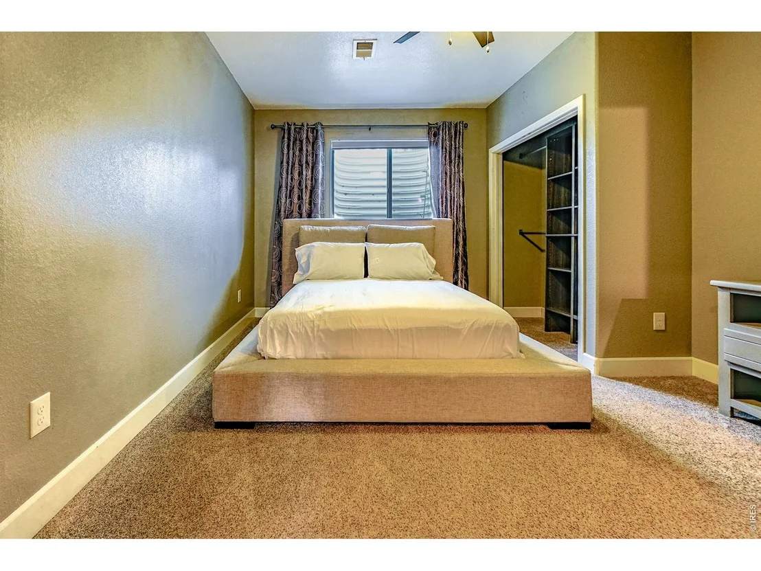 Photo of 3938 Vale View Ln