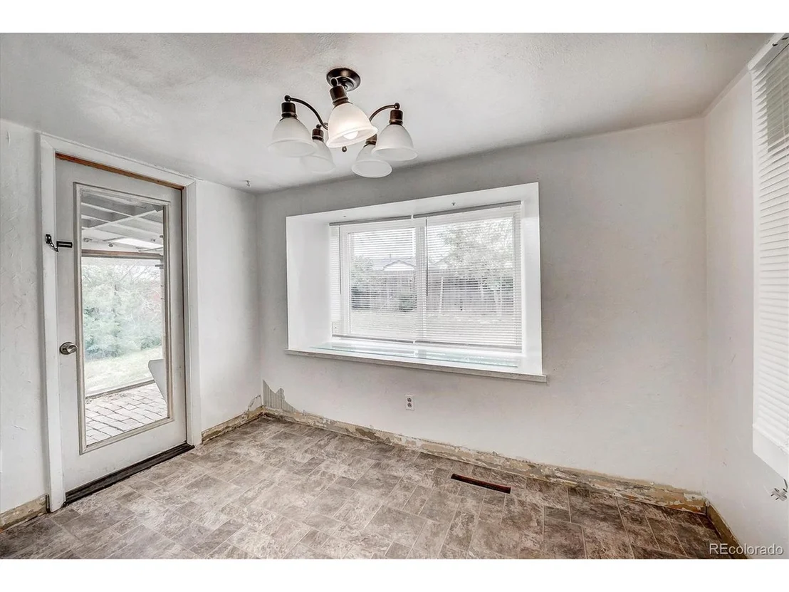 Photo of 231 Aspen Dr