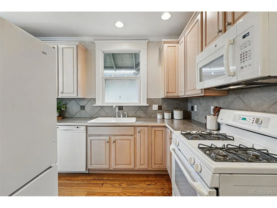 Photo of 618 Adams St