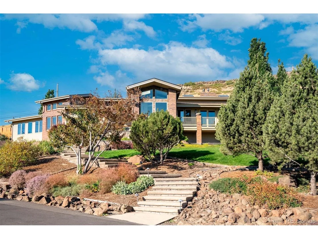Photo of 2289 Old Quarry Rd