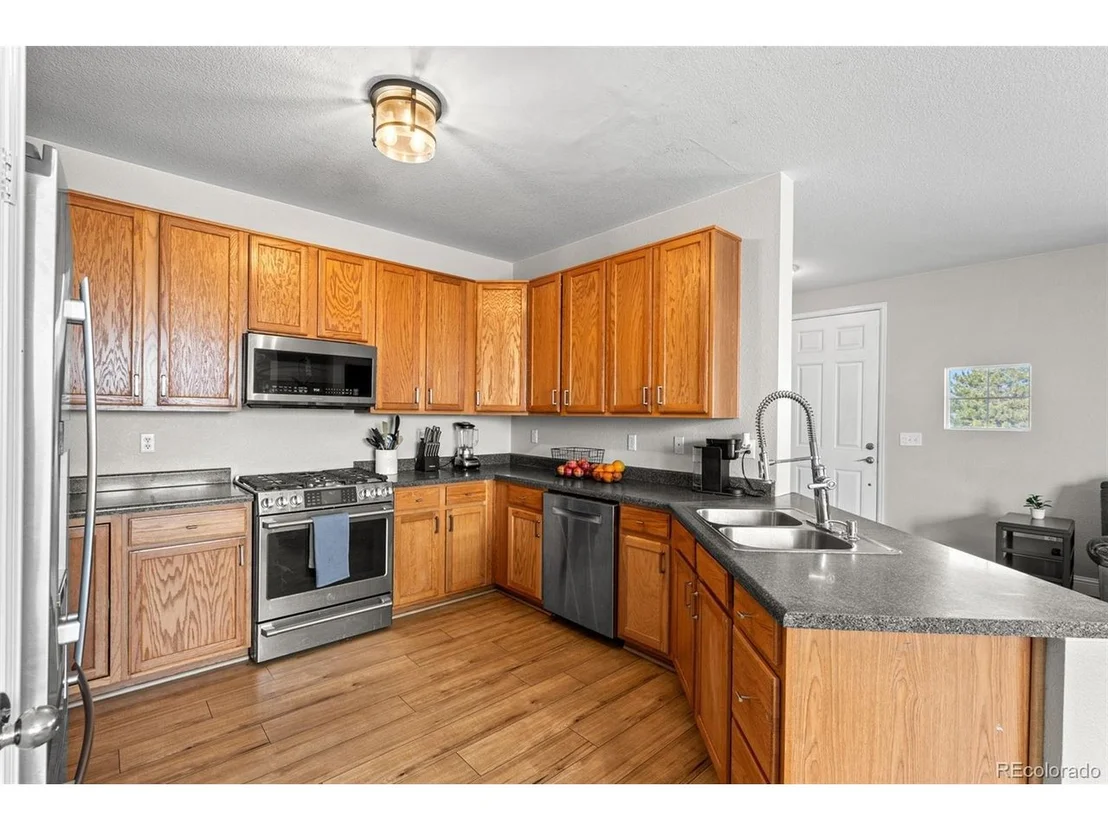 Photo of 7400 Russell Cir