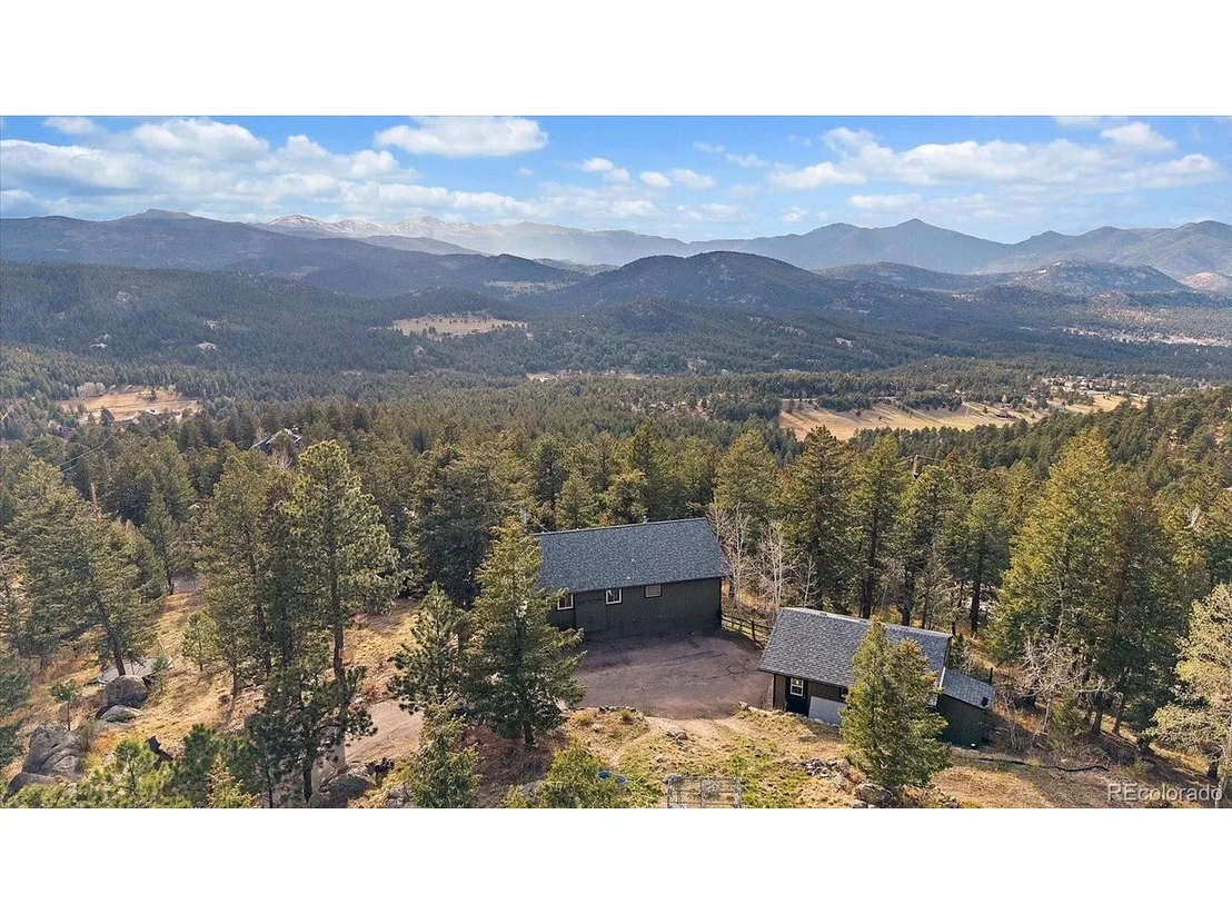 Photo of 26792 Hilltop Rd