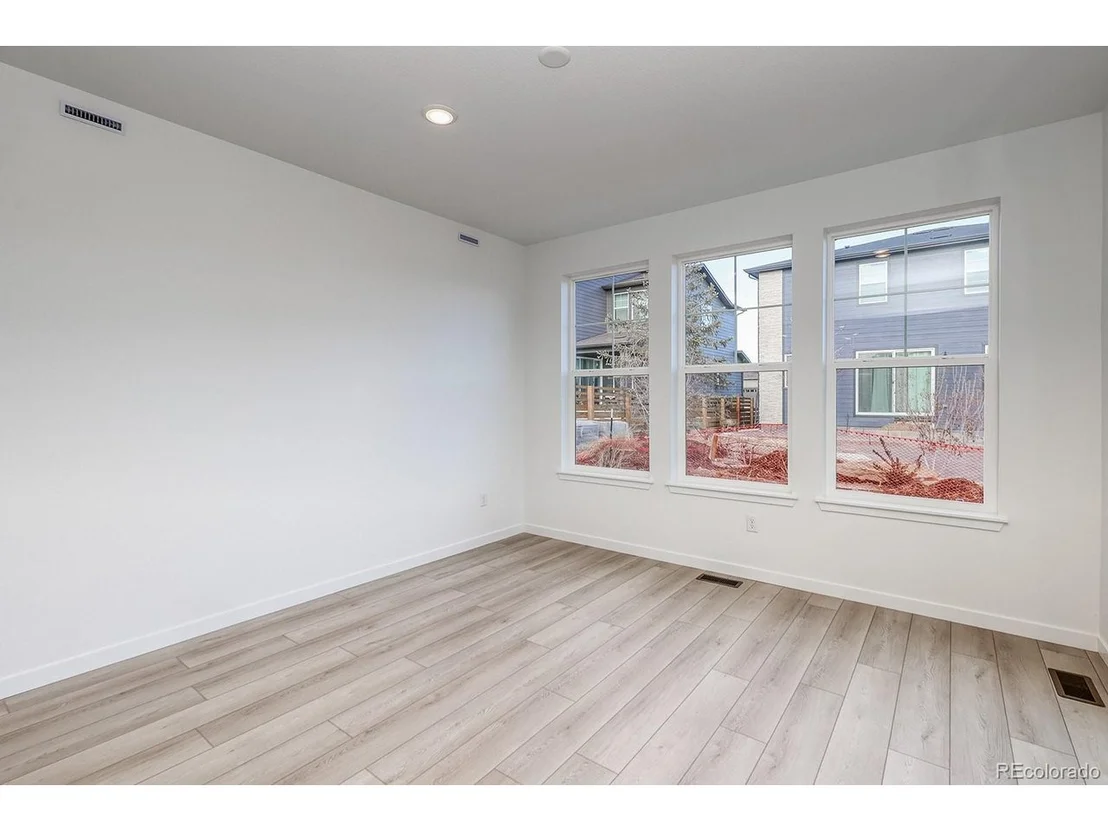 Photo of 3818 N Buchanon Way