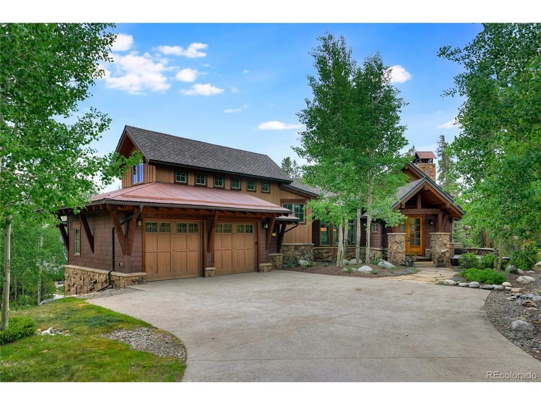 Photo of 805 Highfield Trl