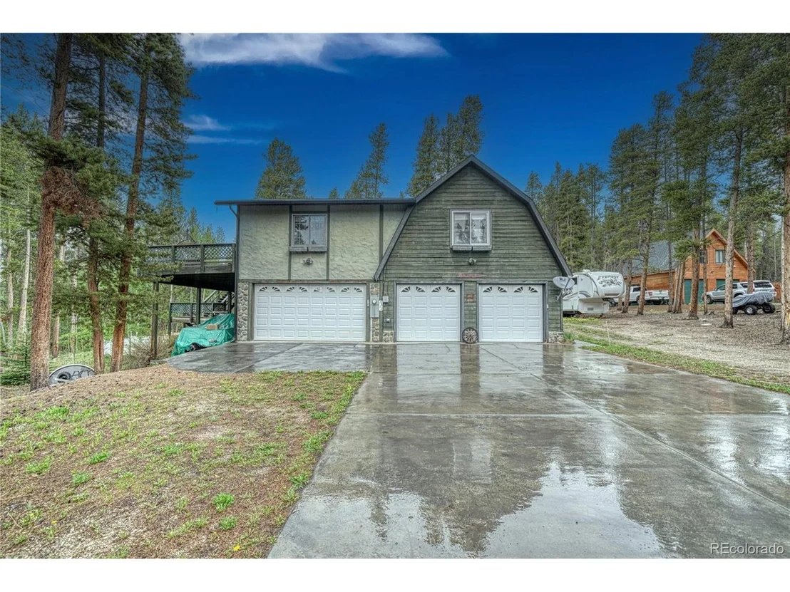 Photo of 2128 N Lodgepole Cir