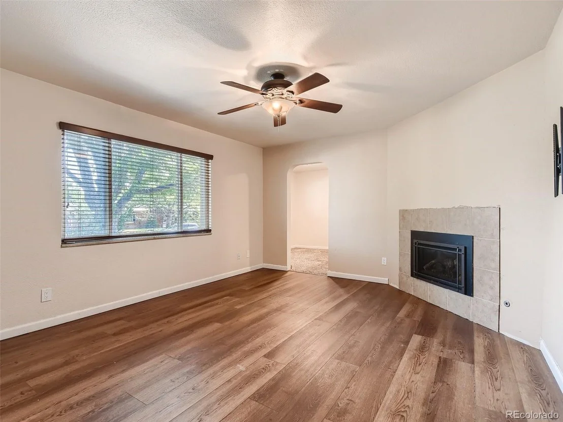 Photo of 9221 High St