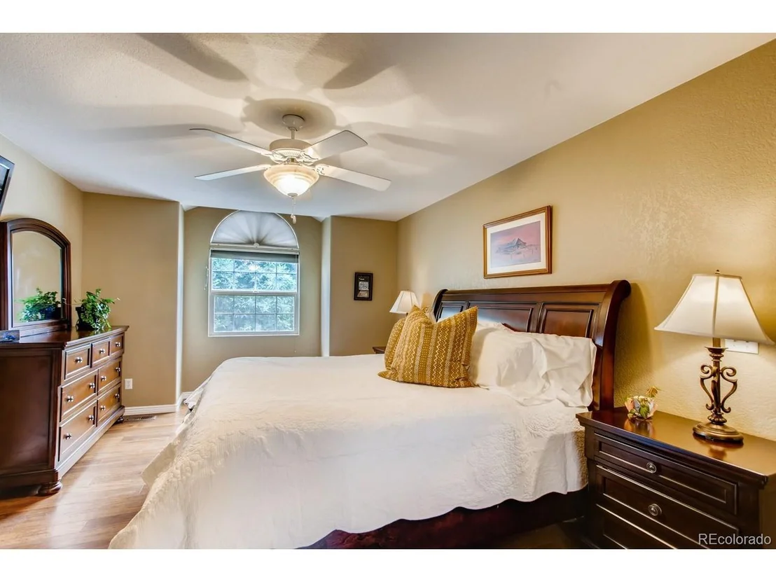 Photo of 11405 Daisy Ct