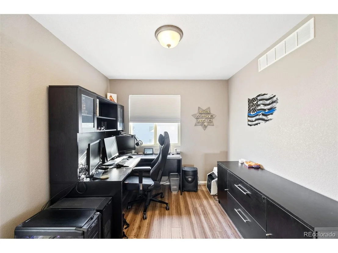 Photo of 5738 Hickory Cir