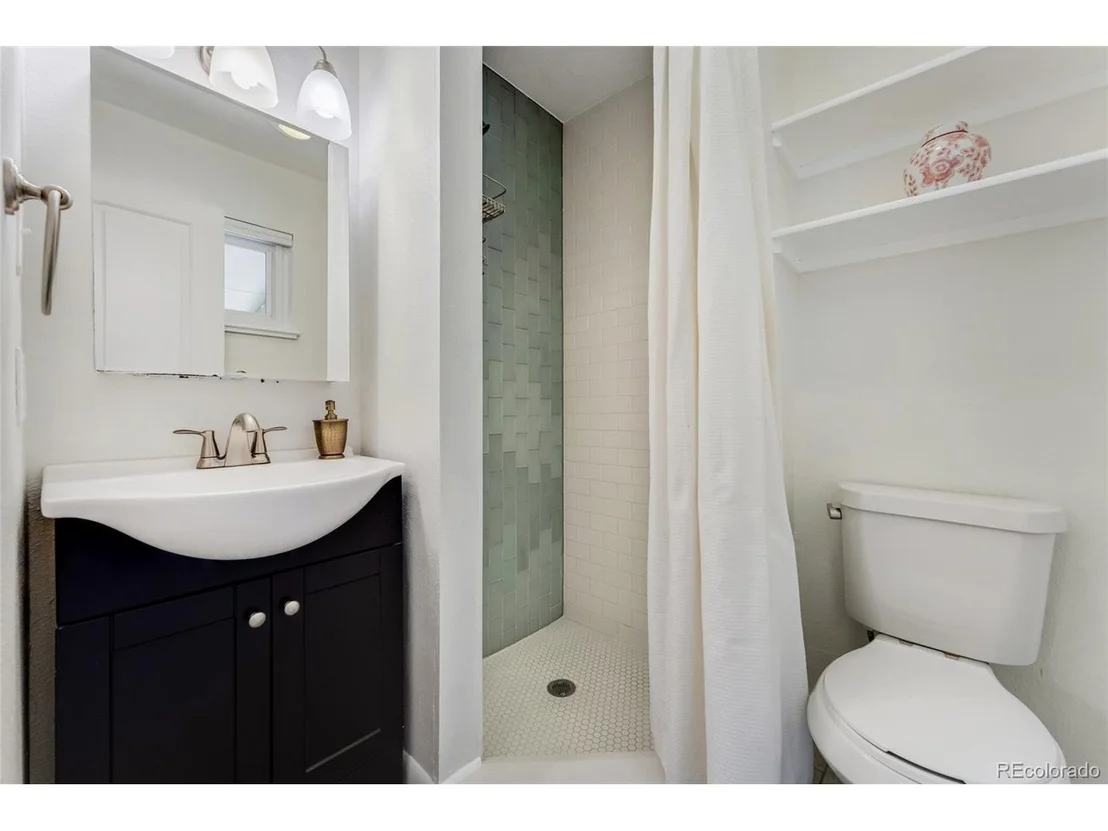 Photo of 1263 Elm St