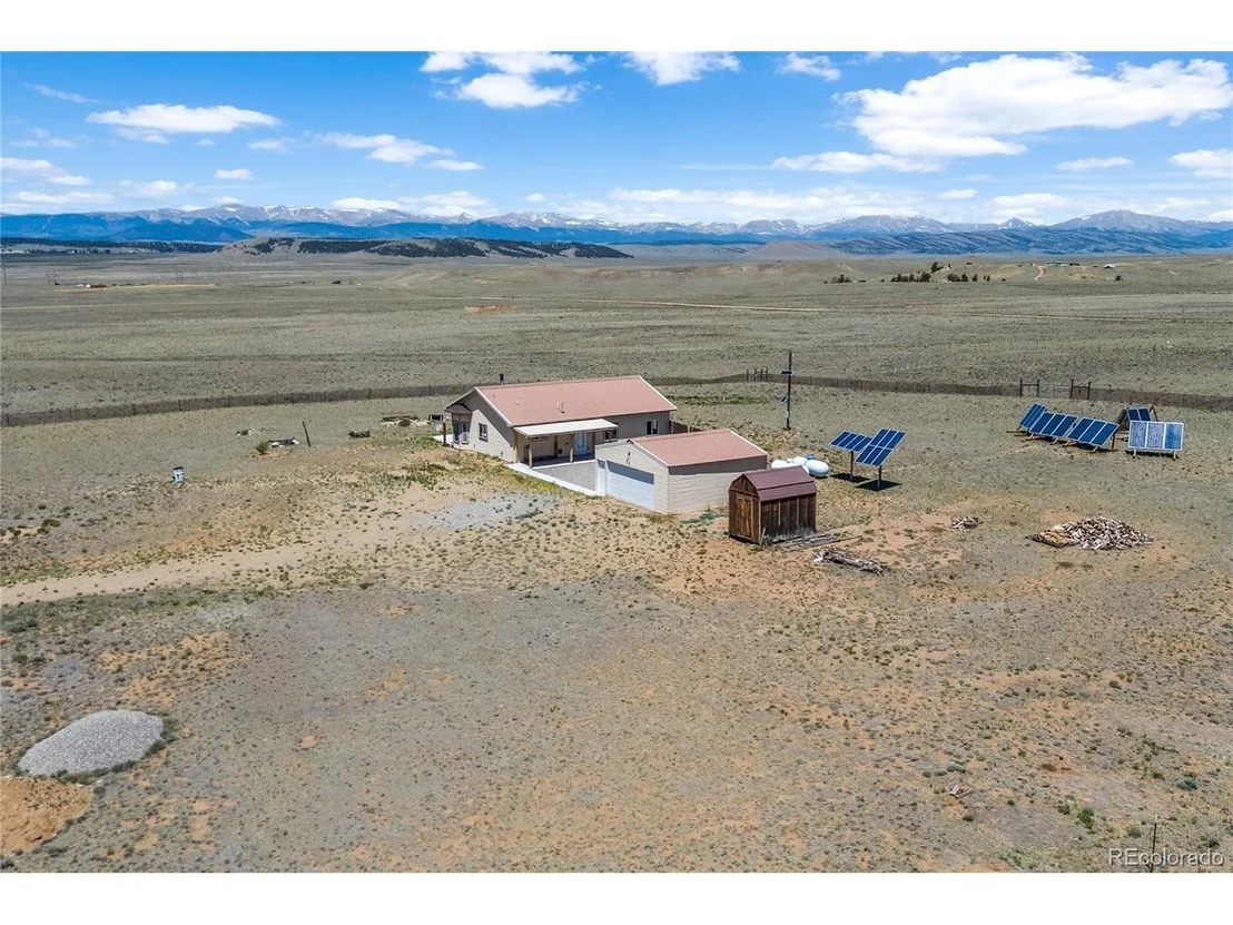 Photo of 1421 Larimer Rd